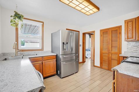 611 N 8th Street Mitchell IN 47446