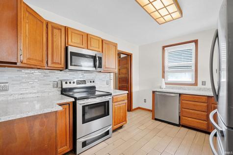 611 N 8th Street Mitchell IN 47446