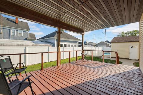 611 N 8th Street Mitchell IN 47446