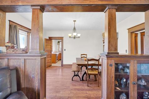 611 N 8th Street Mitchell IN 47446
