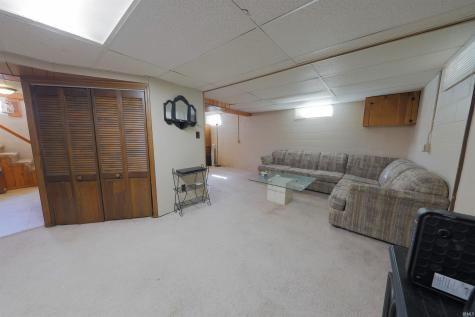 2121 E Virginia Street Evansville IN 47711