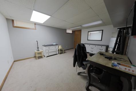 2121 E Virginia Street Evansville IN 47711