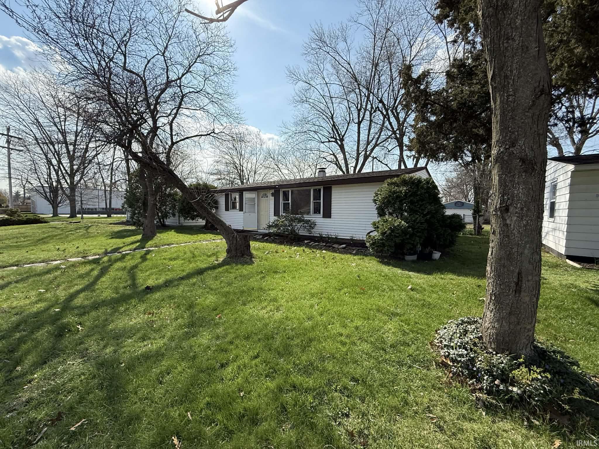 807 W Lowell Avenue Mishawaka IN 46545