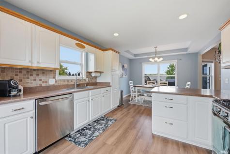 1818 Midsummer Night Cove Fort Wayne IN 46818