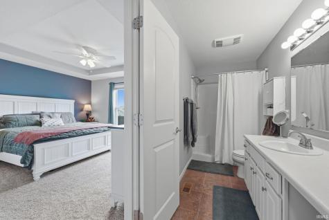 1818 Midsummer Night Cove Fort Wayne IN 46818