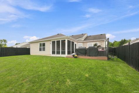 1818 Midsummer Night Cove Fort Wayne IN 46818
