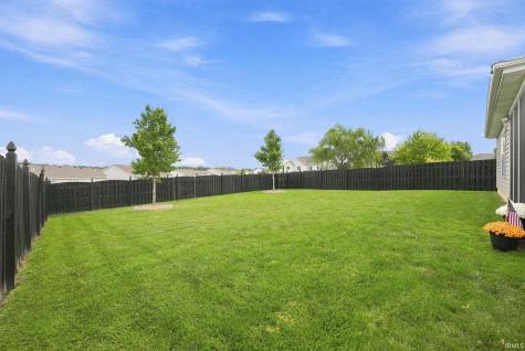 1818 Midsummer Night Cove Fort Wayne IN 46818