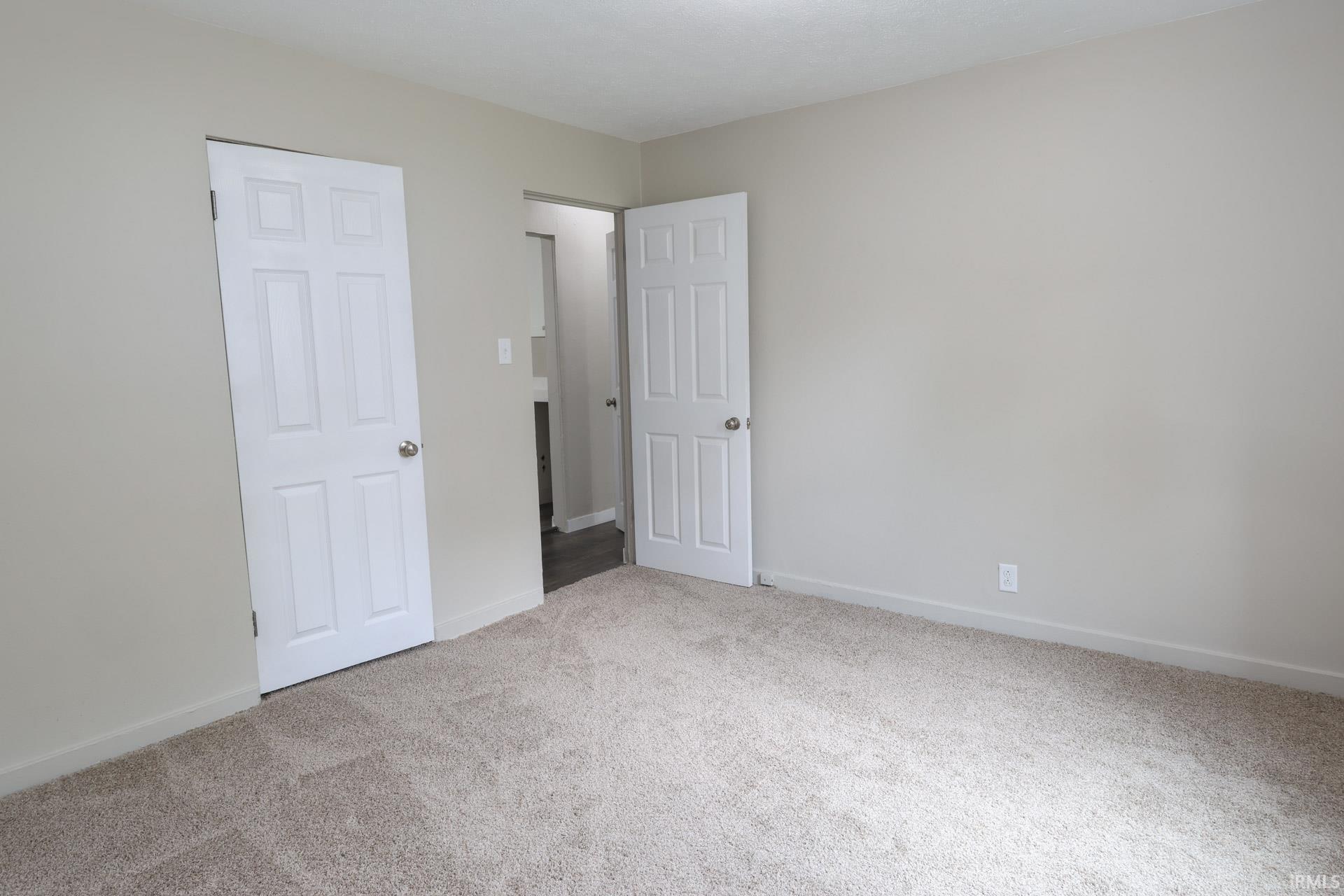 1758 Obrien Street South Bend IN 46628