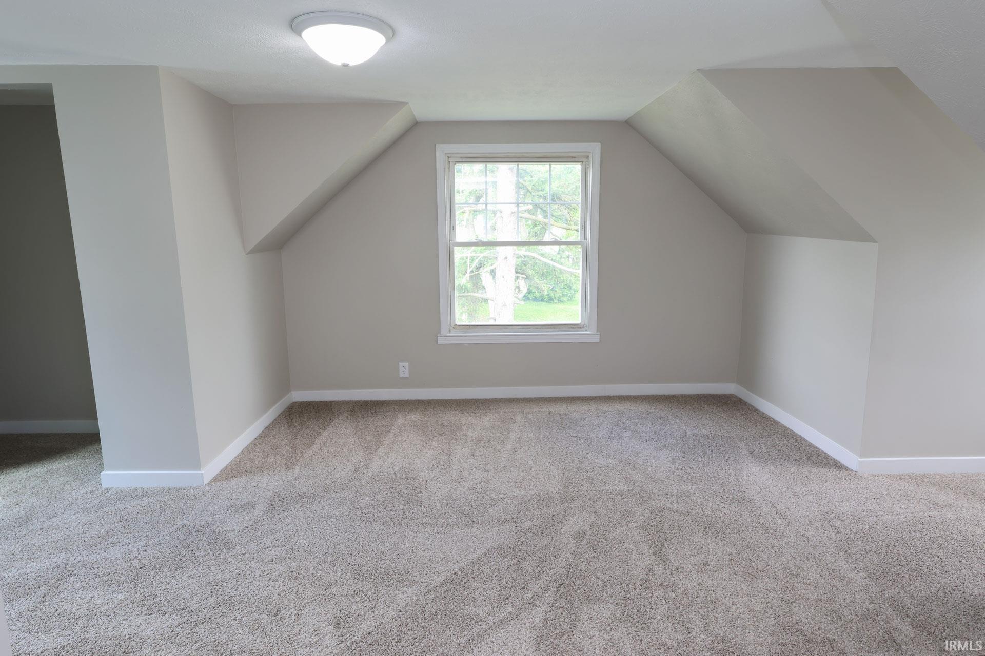 1758 Obrien Street South Bend IN 46628