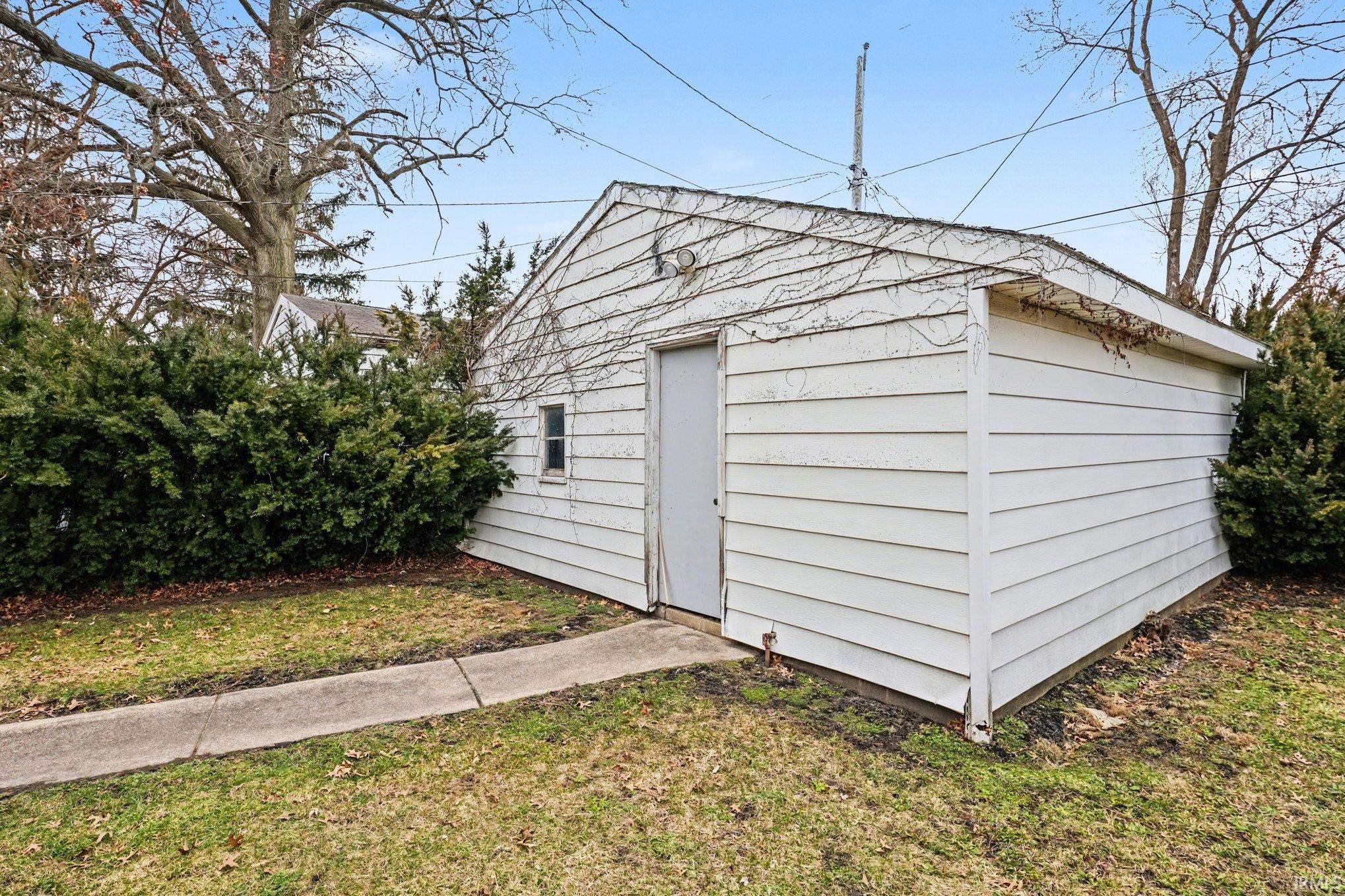 3005 Frederickson Street South Bend IN 46628