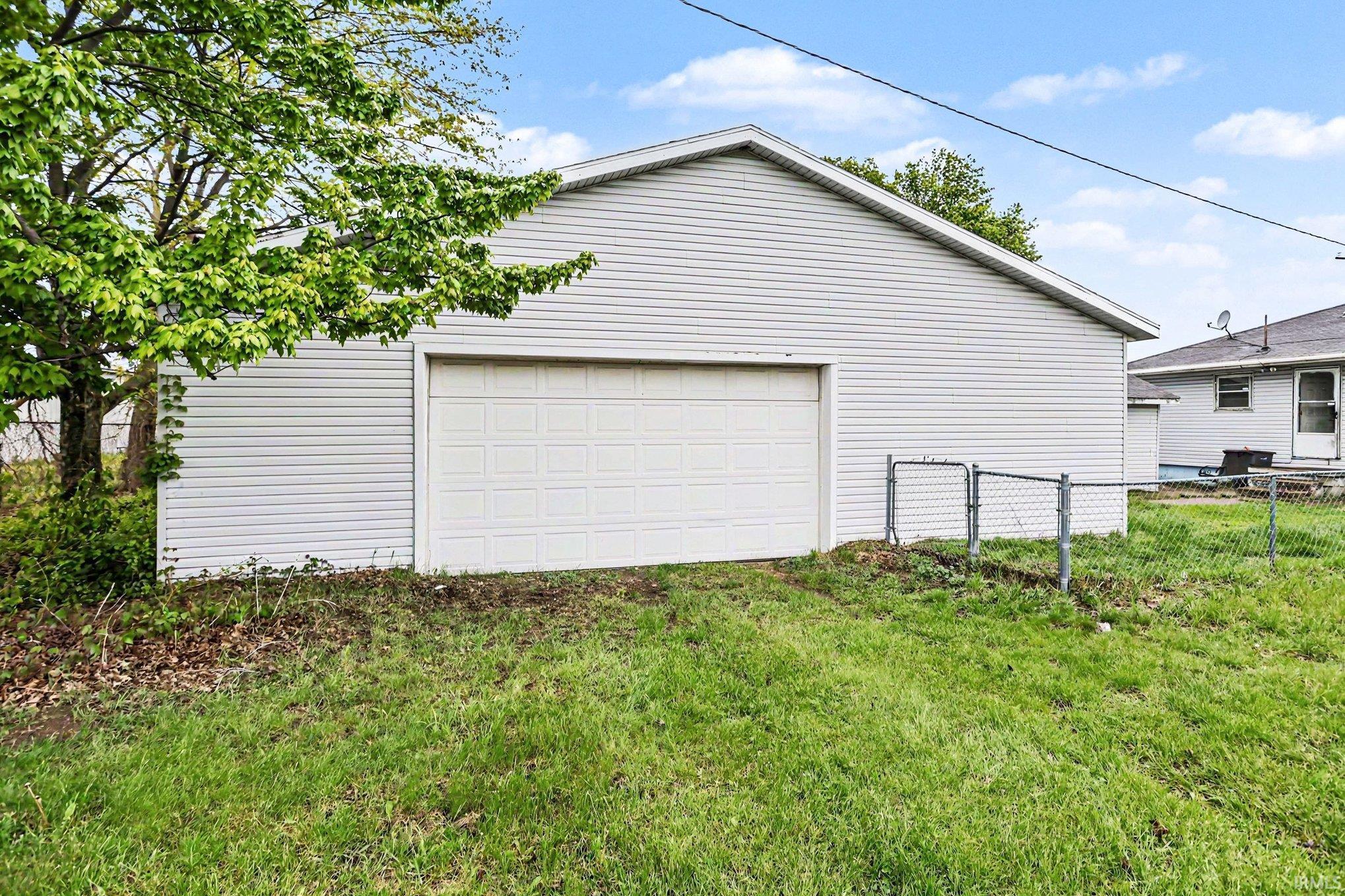 2537 Middlebury Street Elkhart IN 46516
