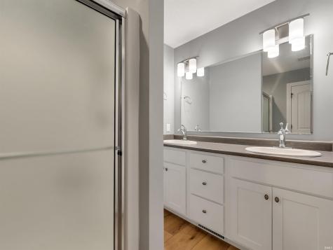 8155 Golden Gate Place Fort Wayne IN 46835