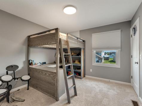 8155 Golden Gate Place Fort Wayne IN 46835