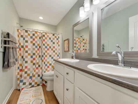 8155 Golden Gate Place Fort Wayne IN 46835