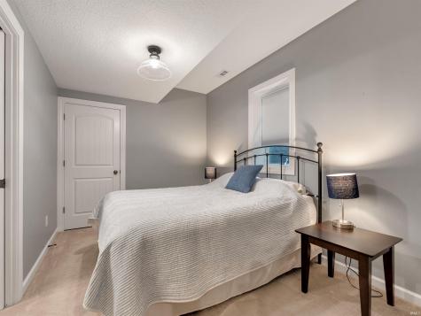 8155 Golden Gate Place Fort Wayne IN 46835