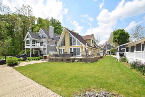 10272 South Channel Drive Syracuse IN 46567