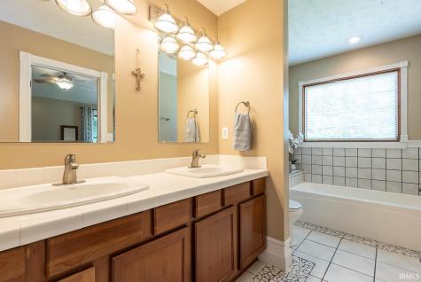6528 W Megan's Way Ellettsville IN 47429