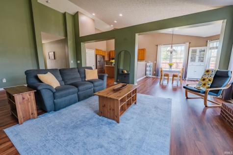 5404 W Cobblestone Street Bloomington IN 47403