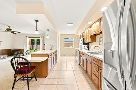 935 S Westchester Park Drive Yorktown IN 47396
