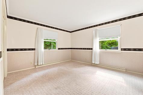 935 S Westchester Park Drive Yorktown IN 47396