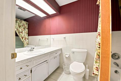 935 S Westchester Park Drive Yorktown IN 47396