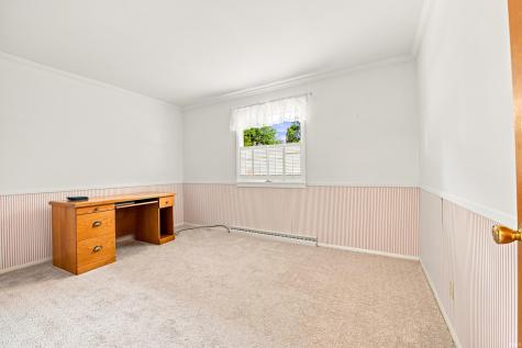 935 S Westchester Park Drive Yorktown IN 47396