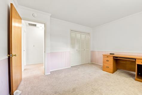 935 S Westchester Park Drive Yorktown IN 47396
