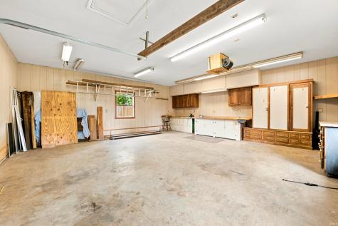 935 S Westchester Park Drive Yorktown IN 47396