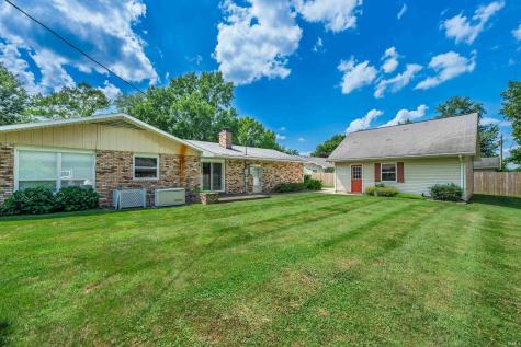 935 S Westchester Park Drive Yorktown IN 47396