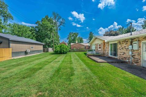 935 S Westchester Park Drive Yorktown IN 47396