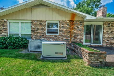 935 S Westchester Park Drive Yorktown IN 47396