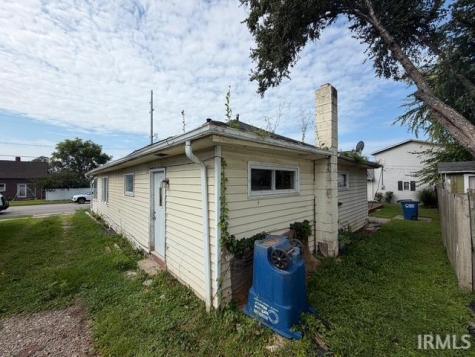 1405 5th Street Bedford IN 47421