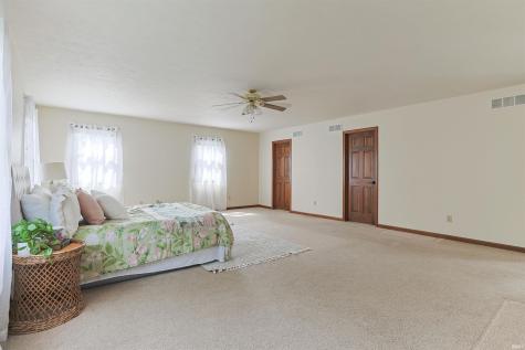 10333 Dunn Road Osceola IN 46561