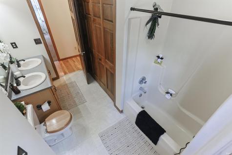 10333 Dunn Road Osceola IN 46561