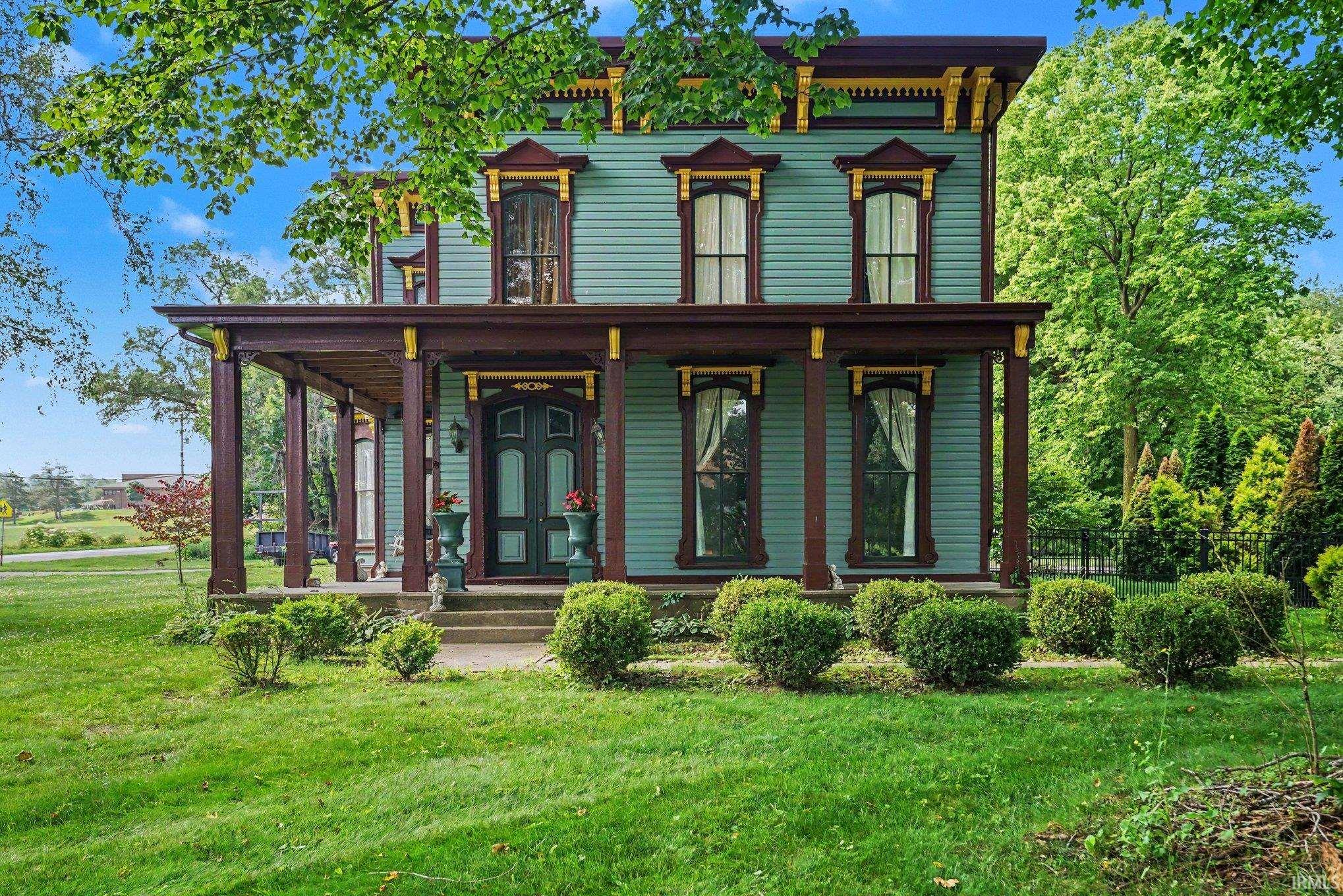14016 Dragoon Trail Mishawaka IN 46544
