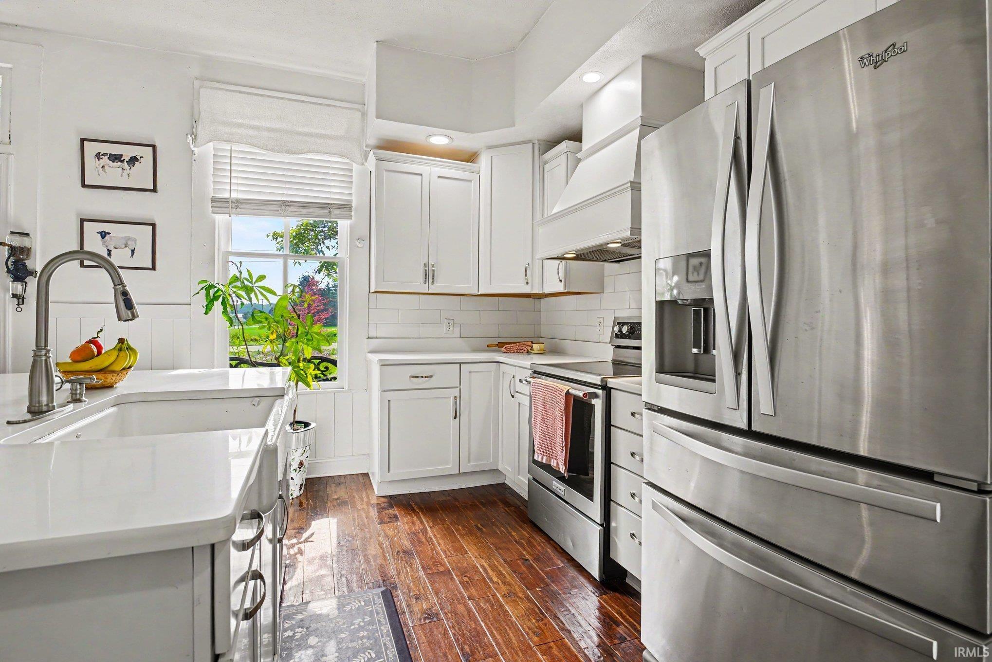 14016 Dragoon Trail Mishawaka IN 46544