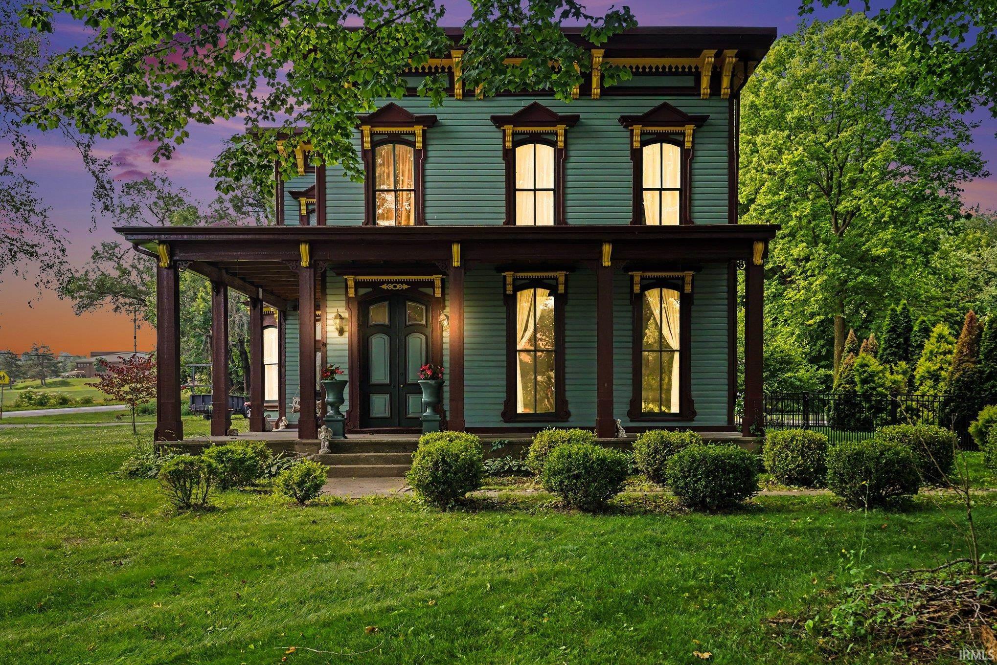 14016 Dragoon Trail Mishawaka IN 46544