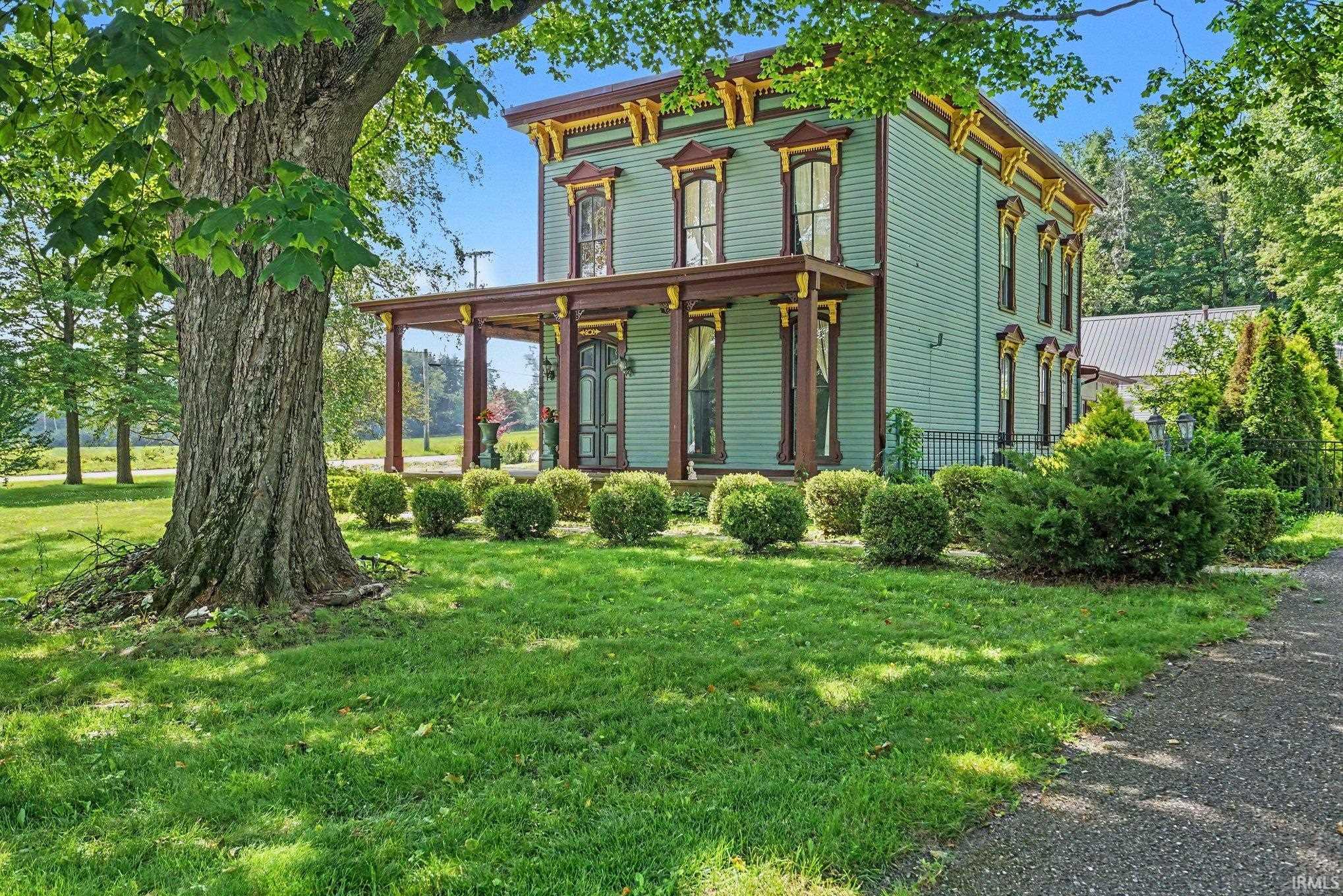 14016 Dragoon Trail Mishawaka IN 46544