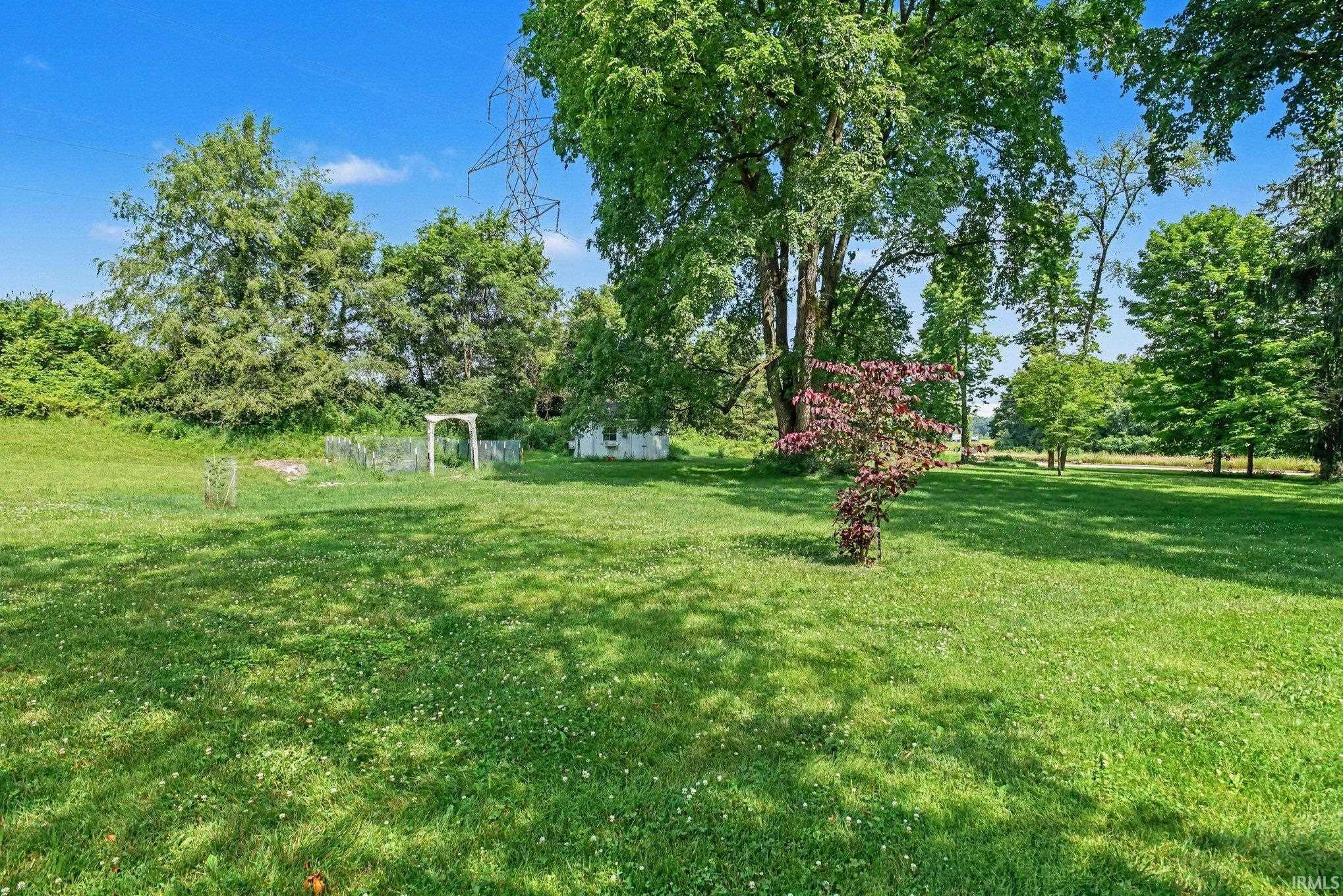 14016 Dragoon Trail Mishawaka IN 46544