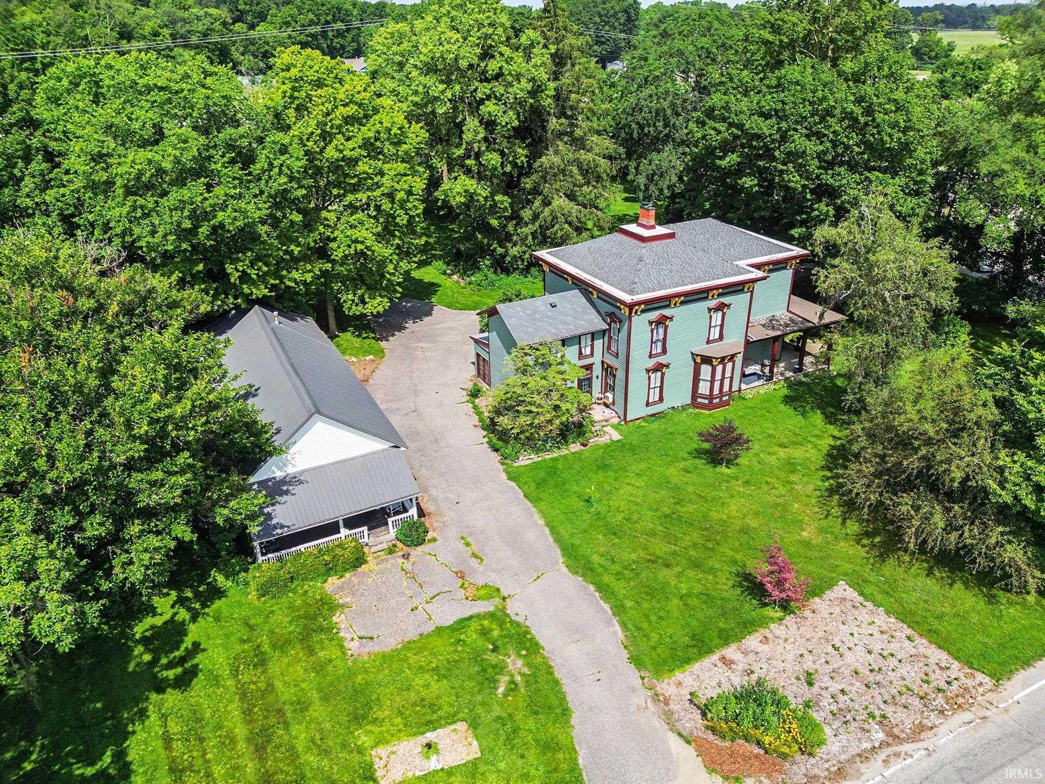14016 Dragoon Trail Mishawaka IN 46544