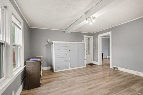 729 S 36th Street South Bend IN 46615