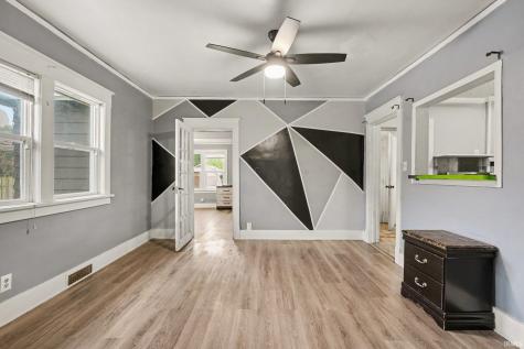 729 S 36th Street South Bend IN 46615