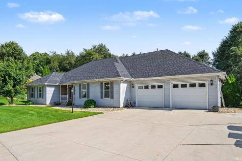 32794 Nature View Drive New Carlisle IN 46552