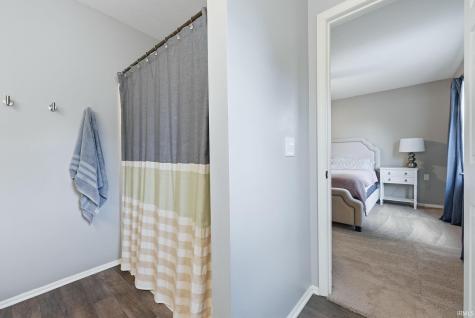 5604 Newland Place Fort Wayne IN 46835