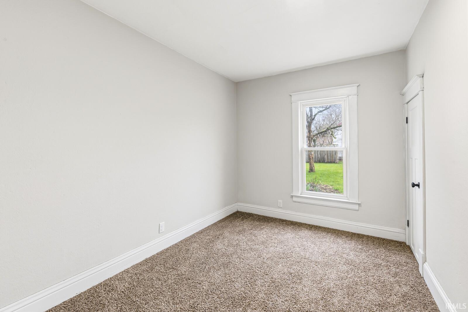 1434 E 4th Street Mishawaka IN 46544