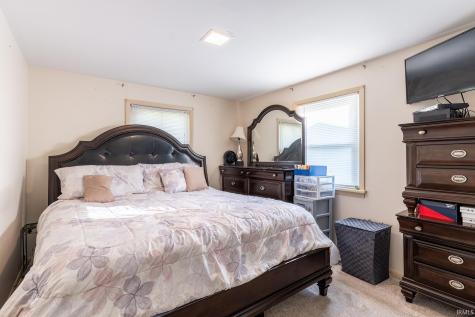 6632 Clovercrest Drive Fort Wayne IN 46815