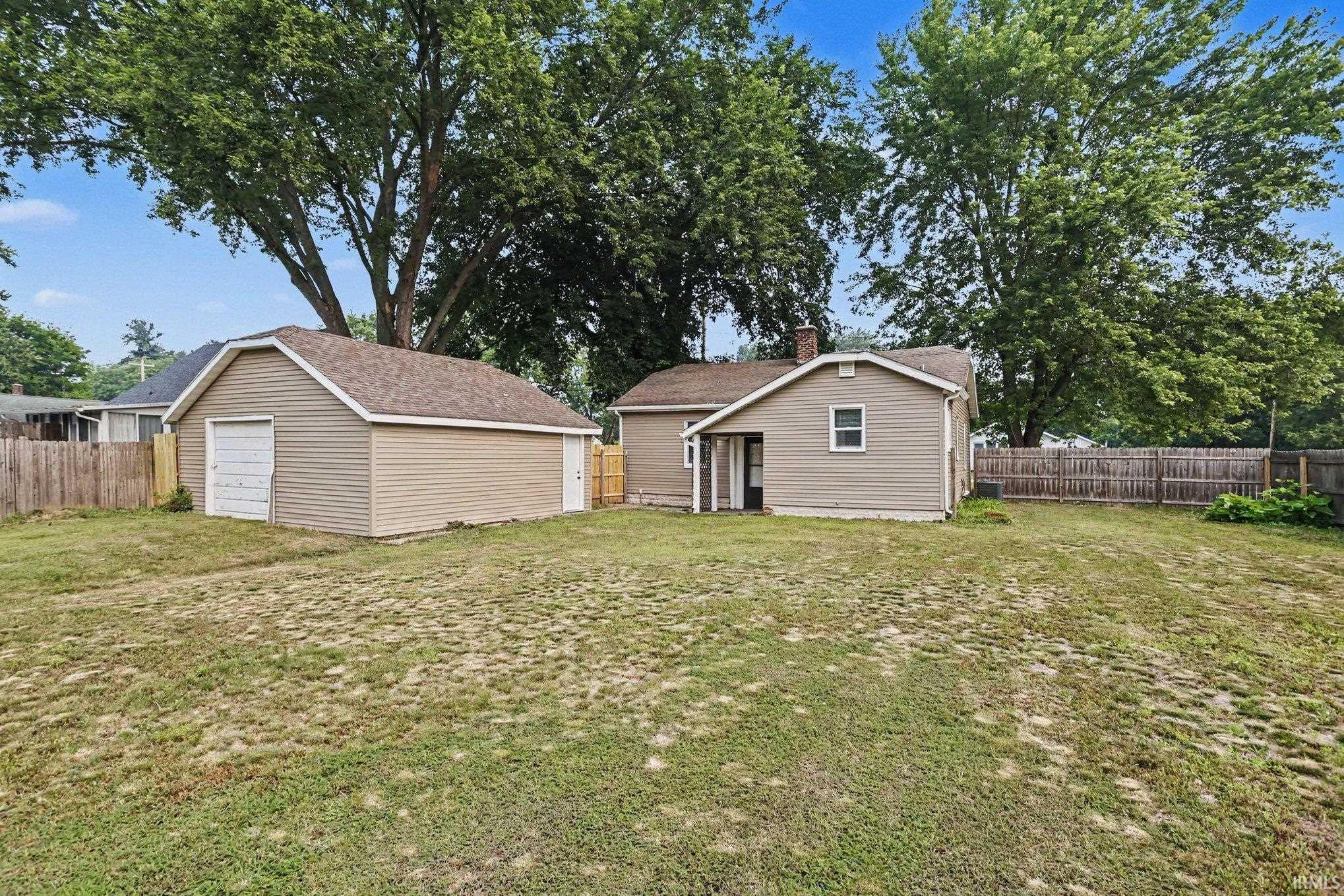 19606 Palisade Avenue South Bend IN 46637