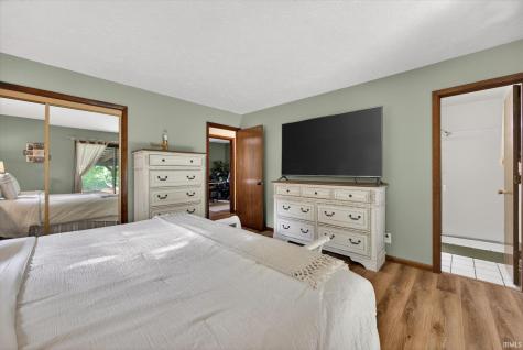 982 E Coonpath Road Spencer IN 47460