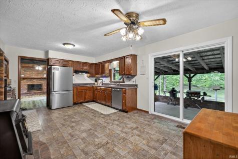 982 E Coonpath Road Spencer IN 47460