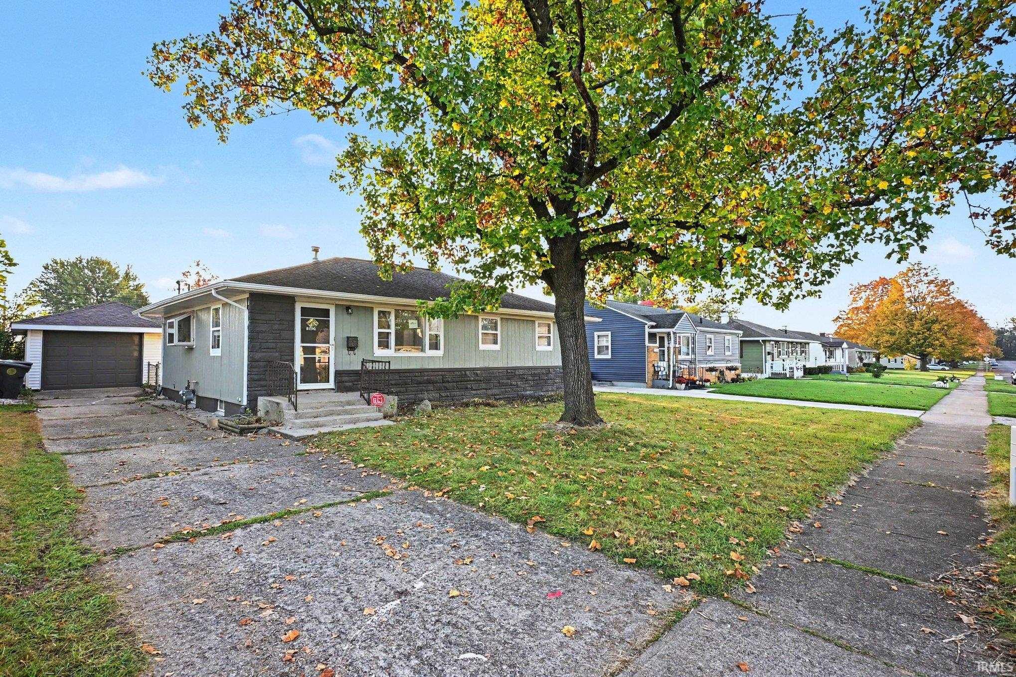 1632 N Kenmore Street South Bend IN 46628